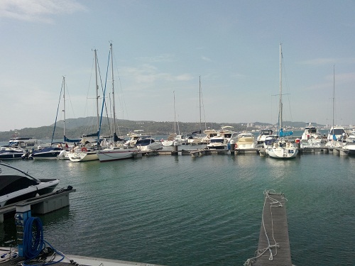 Troia port